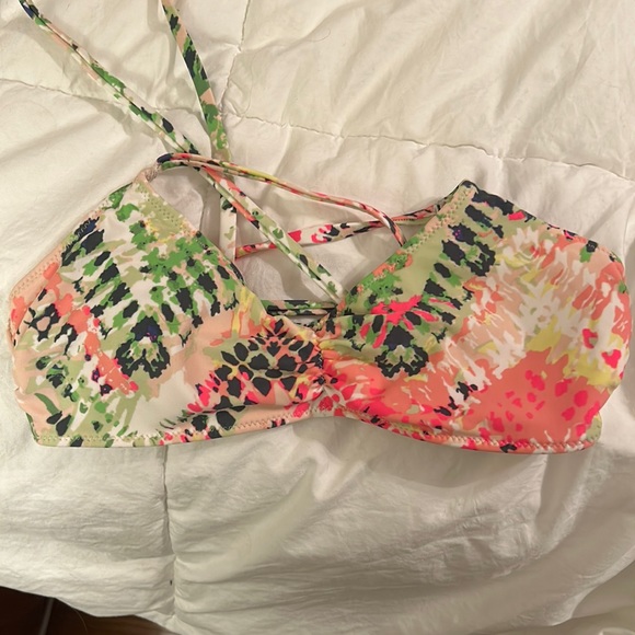 Aerie small, scoop bikini top - Picture 1 of 3